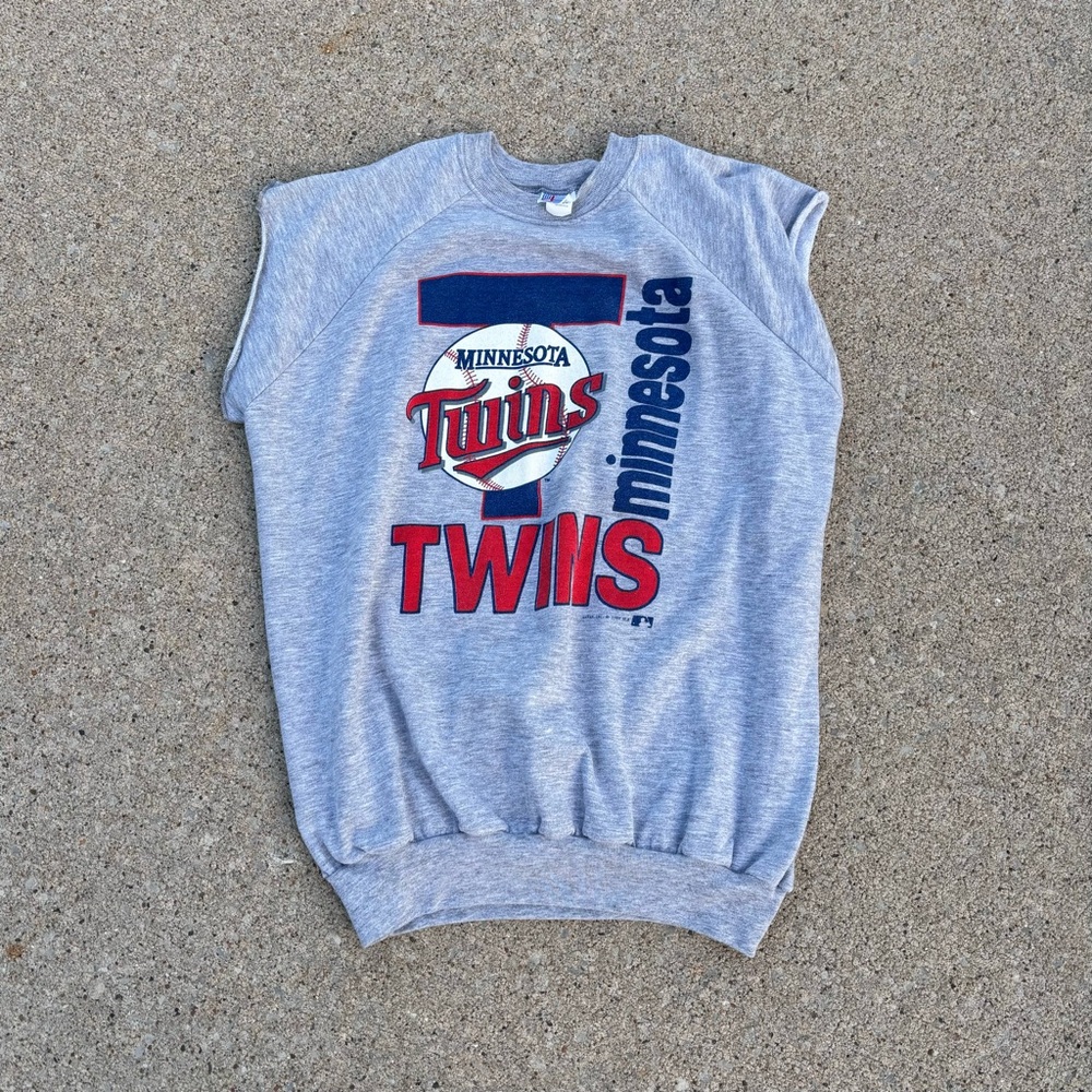 Vintage 1989 Minnesota Twins Sweatshirt Mens Size 2XL Artex Gray Cut Sleeves